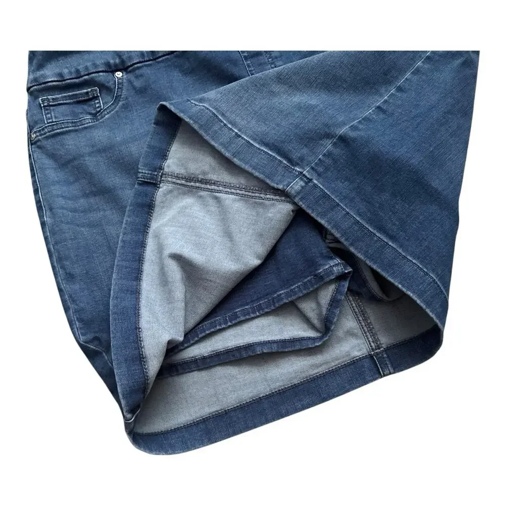 Chicos Skort Womens Size 2.5 US 14 Denim Blue Jean Pull On Stretch Shorts Skirt